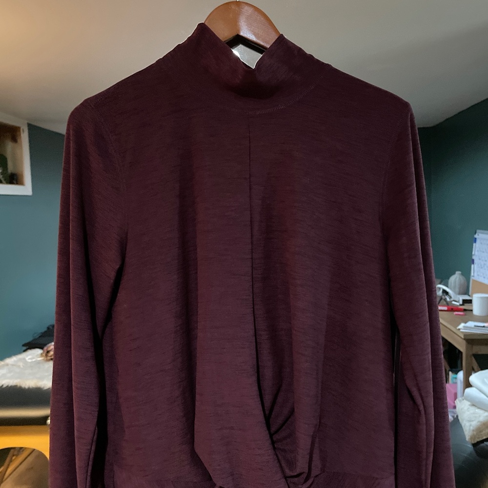 Active ware yoga shirt